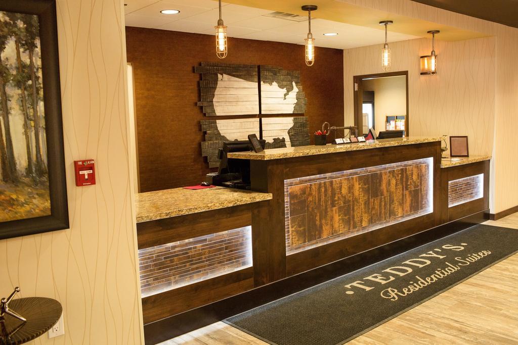 Teddy'S Residential Suites Watford City Eksteriør billede