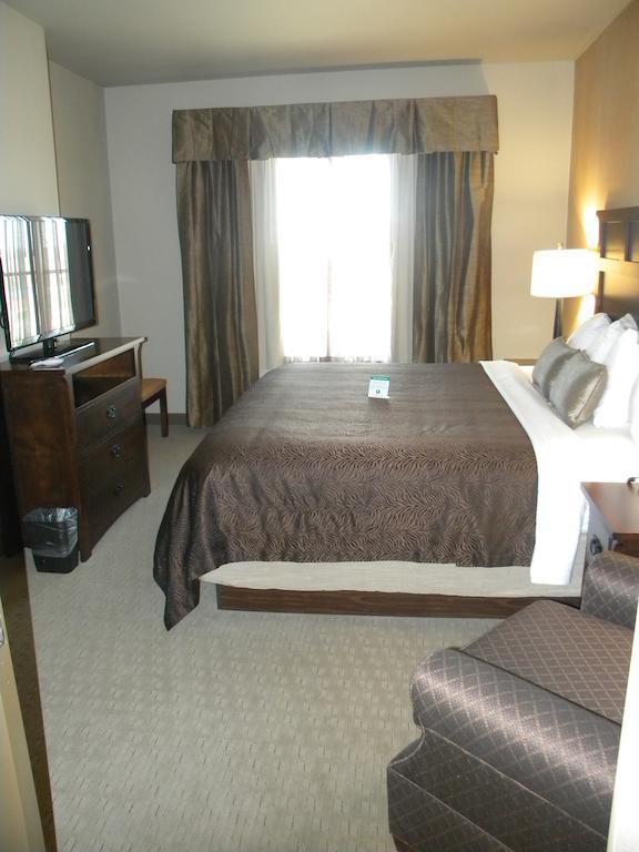 Teddy'S Residential Suites Watford City Eksteriør billede